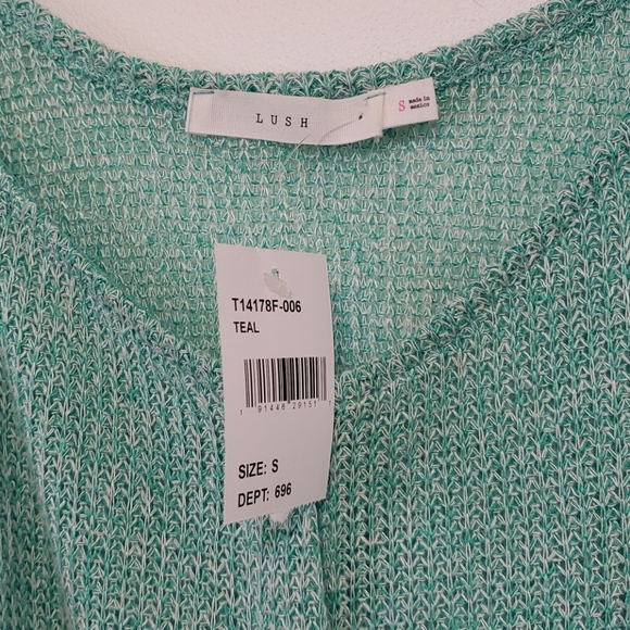 NWT Lush - Teal V-neck button down tie waist tank - Picture 3 of 6